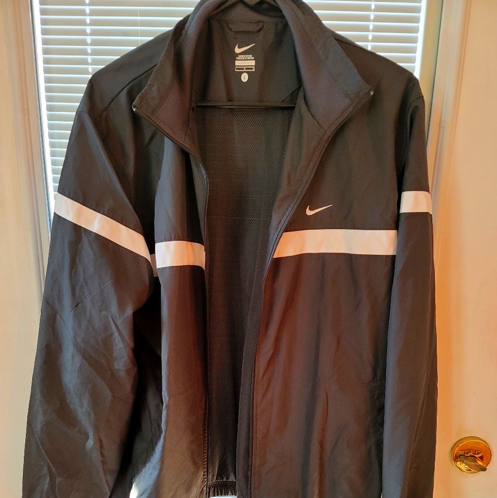 Nike Lightweight Jacket - image 1